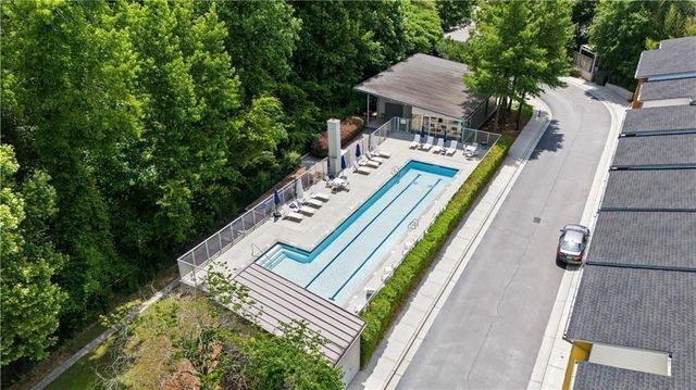 1345 Stirling Court NW, Atlanta, GA 30318