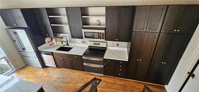 1345 Stirling Court NW, Atlanta, GA 30318
