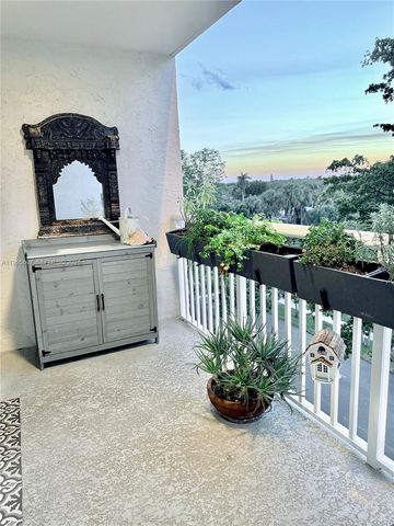 6000 NE 22nd Way 5C, Fort Lauderdale, FL 33308