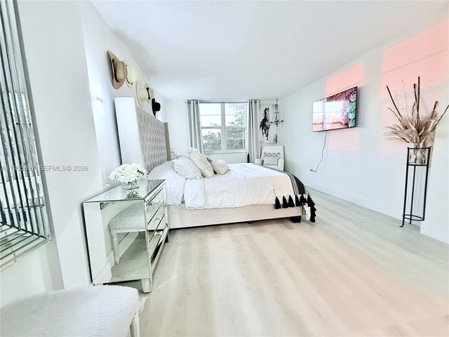 6000 NE 22nd Way 5C, Fort Lauderdale, FL 33308