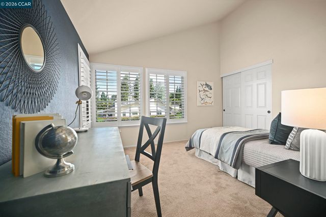 900 Woodland Dr, San Ramon, CA 94582