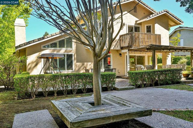 900 Woodland Dr, San Ramon, CA 94582