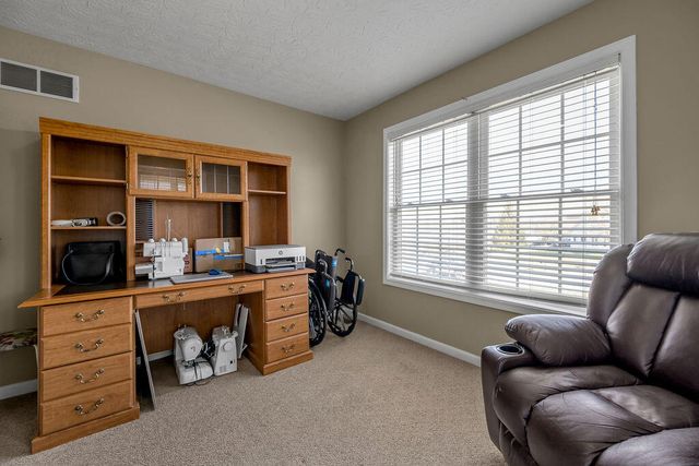 128 Bay Hill Drive, Winchester, KY 40391