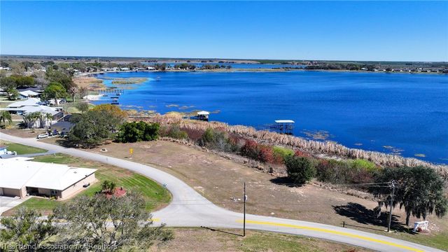 1051 W Lake Damon Drive, Avon Park, FL 33825