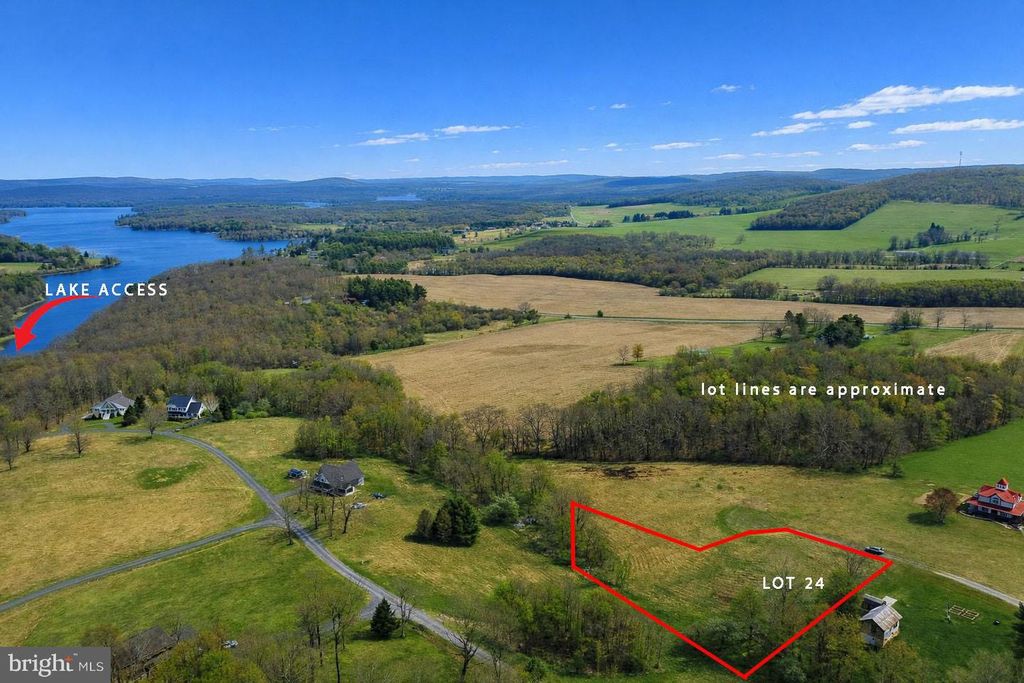 Image 1 of property listing at LOT 24 EASTVIEW PL, Oakland, MD 21550