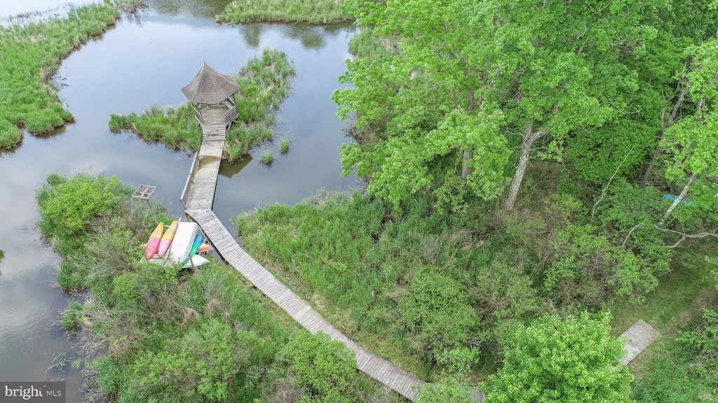 Image 10 of property listing at LOT 24 EASTVIEW PL, Oakland, MD 21550