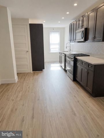904 CENTER ST, Gloucester City, NJ 08030