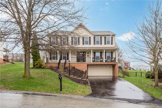 114 Parklane Dr, Cecil, PA 15317