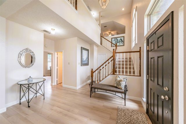 6817 Greenleaf Drive, North Richland Hills, TX 76182