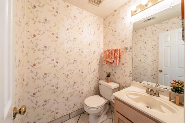 6817 Greenleaf Drive, North Richland Hills, TX 76182