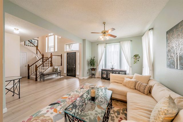 6817 Greenleaf Drive, North Richland Hills, TX 76182