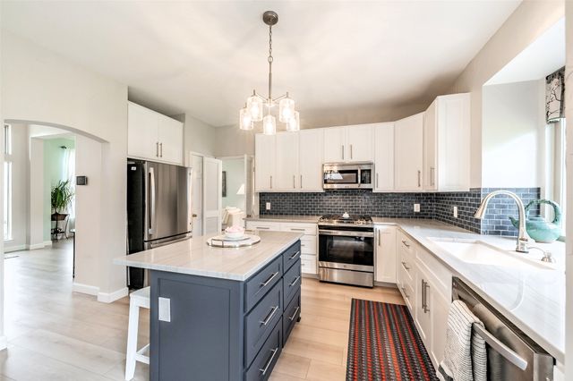 6817 Greenleaf Drive, North Richland Hills, TX 76182