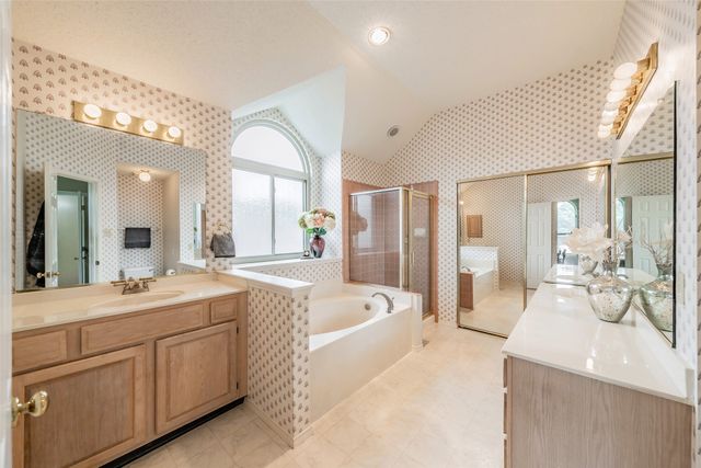6817 Greenleaf Drive, North Richland Hills, TX 76182