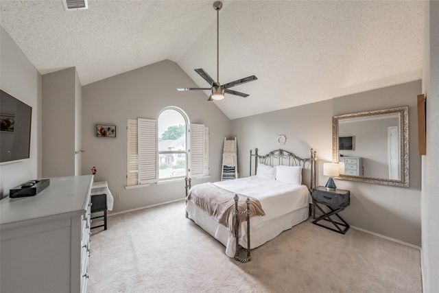 6817 Greenleaf Drive, North Richland Hills, TX 76182