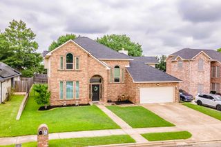 6817 Greenleaf Drive, North Richland Hills, TX 76182