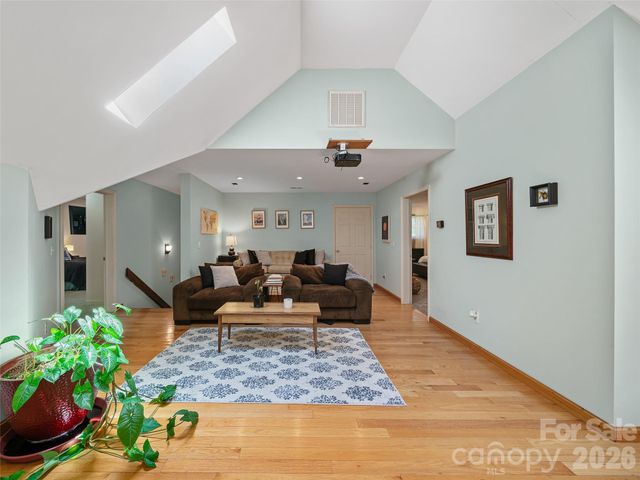 349 Spring Creek Road, Bakersville, NC 28705