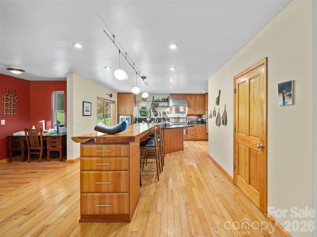 349 Spring Creek Road, Bakersville, NC 28705