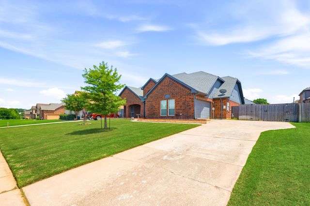1080 Estates Drive, Kennedale, TX 76060