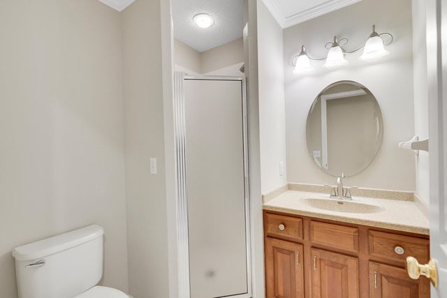 8313 Essex Road, Chanhassen, MN 55317
