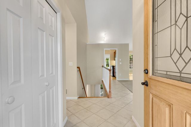 8313 Essex Road, Chanhassen, MN 55317