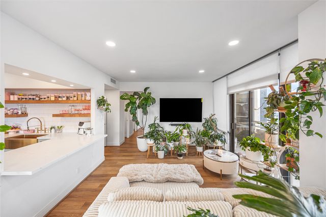 14 Greenway Plaza 23P, Houston, TX 77046