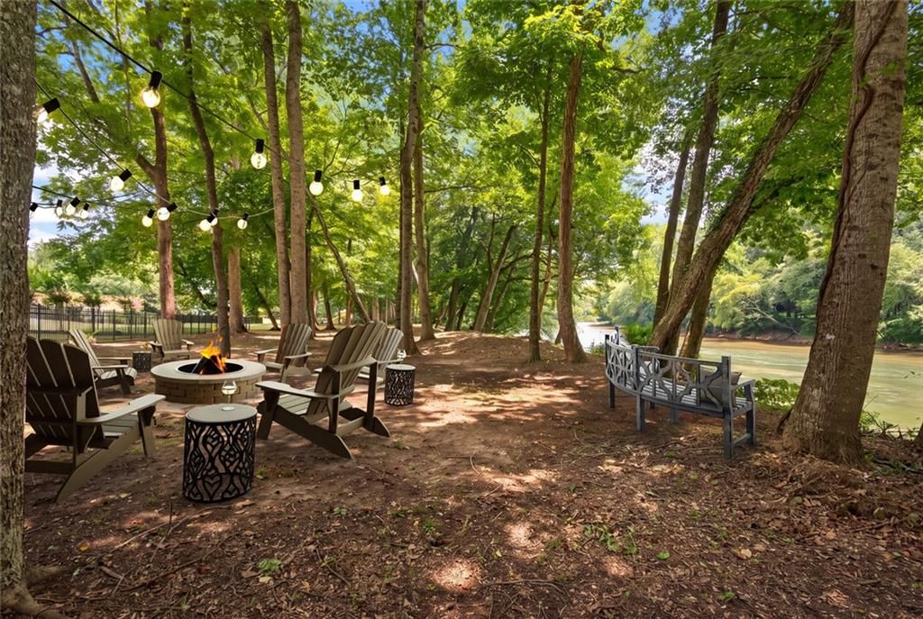 Image 87 of property listing at 3120 W Addison Drive, Alpharetta, GA 30022
