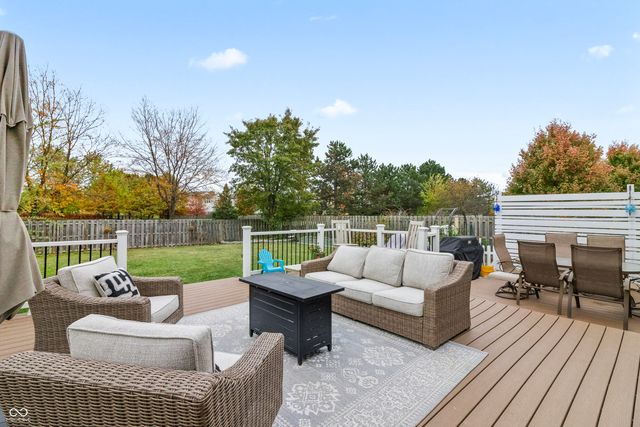 285 Earl Park Way, Westfield, IN 46074