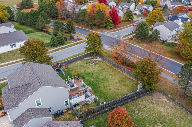 285 Earl Park Way, Westfield, IN 46074