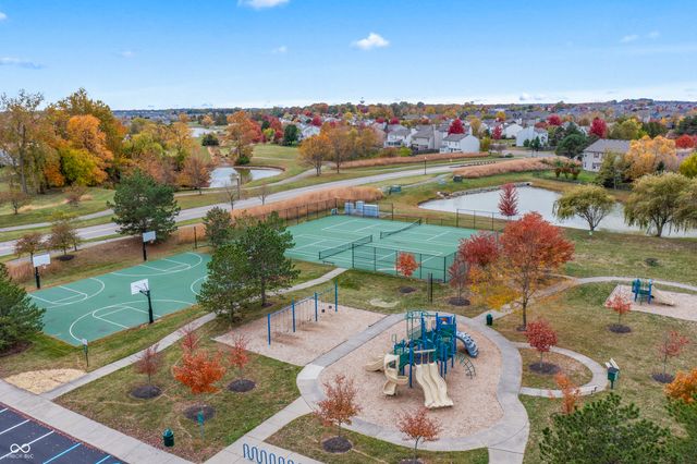 285 Earl Park Way, Westfield, IN 46074