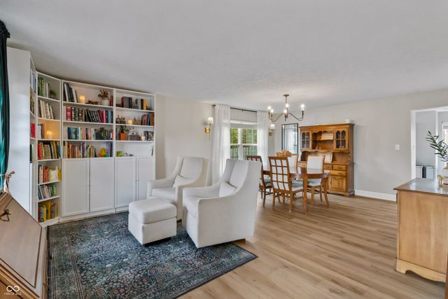 285 Earl Park Way, Westfield, IN 46074