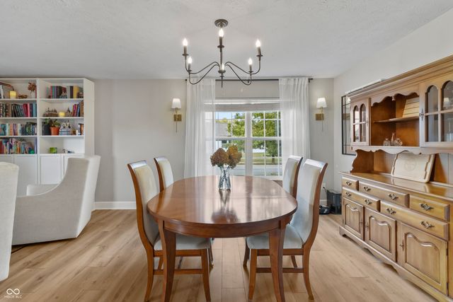 285 Earl Park Way, Westfield, IN 46074