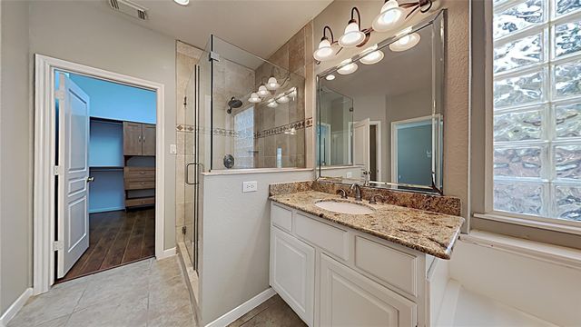 12402 Santiago Cove Lane, Houston, TX 77041