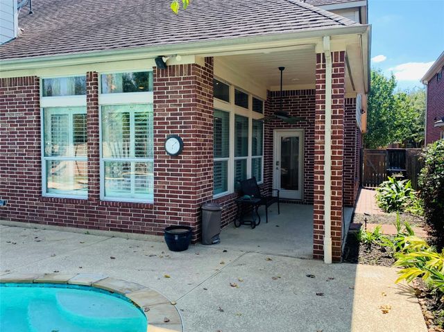 12402 Santiago Cove Lane, Houston, TX 77041
