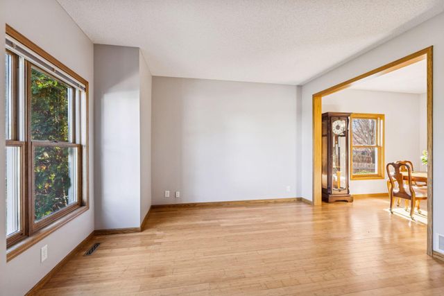 5913 Red Pine Boulevard, White Bear Twp, MN 55110