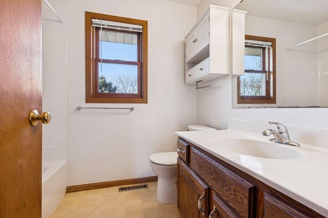 5913 Red Pine Boulevard, White Bear Twp, MN 55110