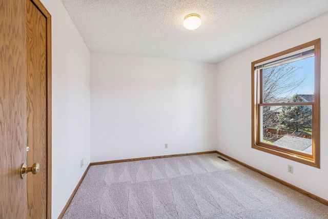 5913 Red Pine Boulevard, White Bear Twp, MN 55110