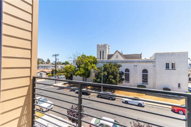 4505 W 18 Street, Los Angeles, CA 90019