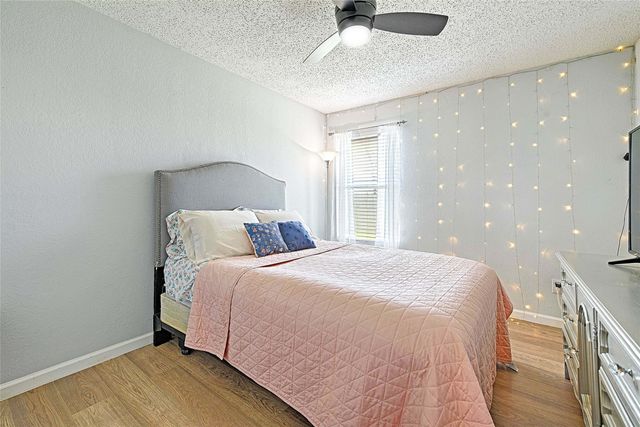 950 White Dove Drive, Arlington, TX 76017