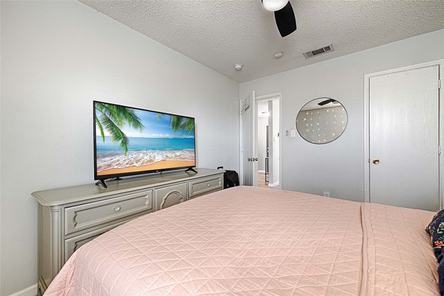 950 White Dove Drive, Arlington, TX 76017