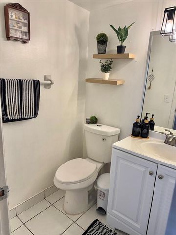 10330 SW 154th Cir Court 51, Miami, FL 33196
