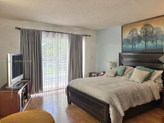 10330 SW 154th Cir Court 51, Miami, FL 33196