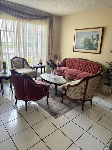 10330 SW 154th Cir Court 51, Miami, FL 33196