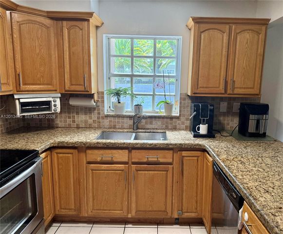 10330 SW 154th Cir Court 51, Miami, FL 33196