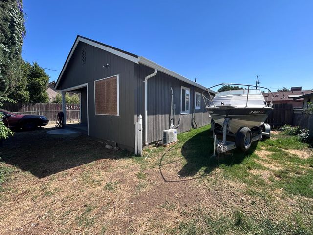 618 S Modesto Ave, Stockton, CA 95203