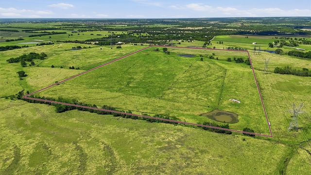 562 Lazy S Ranch Road, Gunter, TX 75058