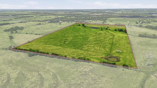 562 Lazy S Ranch Road, Gunter, TX 75058