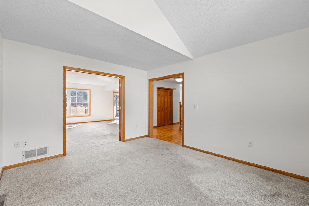 952 Moonlight Drive, Woodbury, MN 55125 — photo 4