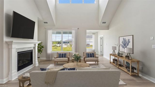 2017 Barton LN, Chesapeake, VA 23322