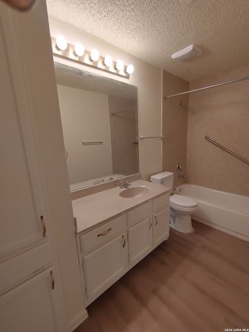 6350 Cambridge Dr Apt 1, San Antonio, TX 78218