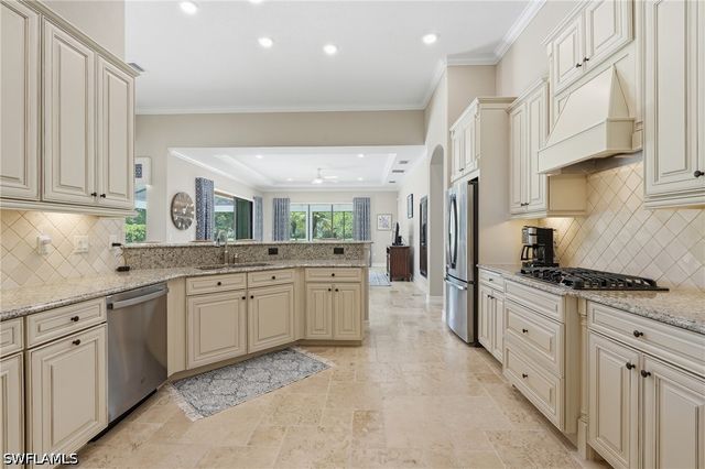 9915 Corso Bello DR, Naples, FL 34113